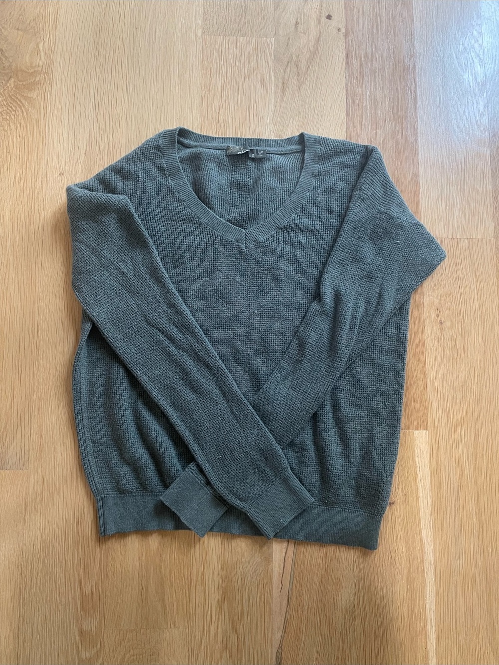 PRANA Women’s V-Neck Long-Sleeve Sweater in Olive Green